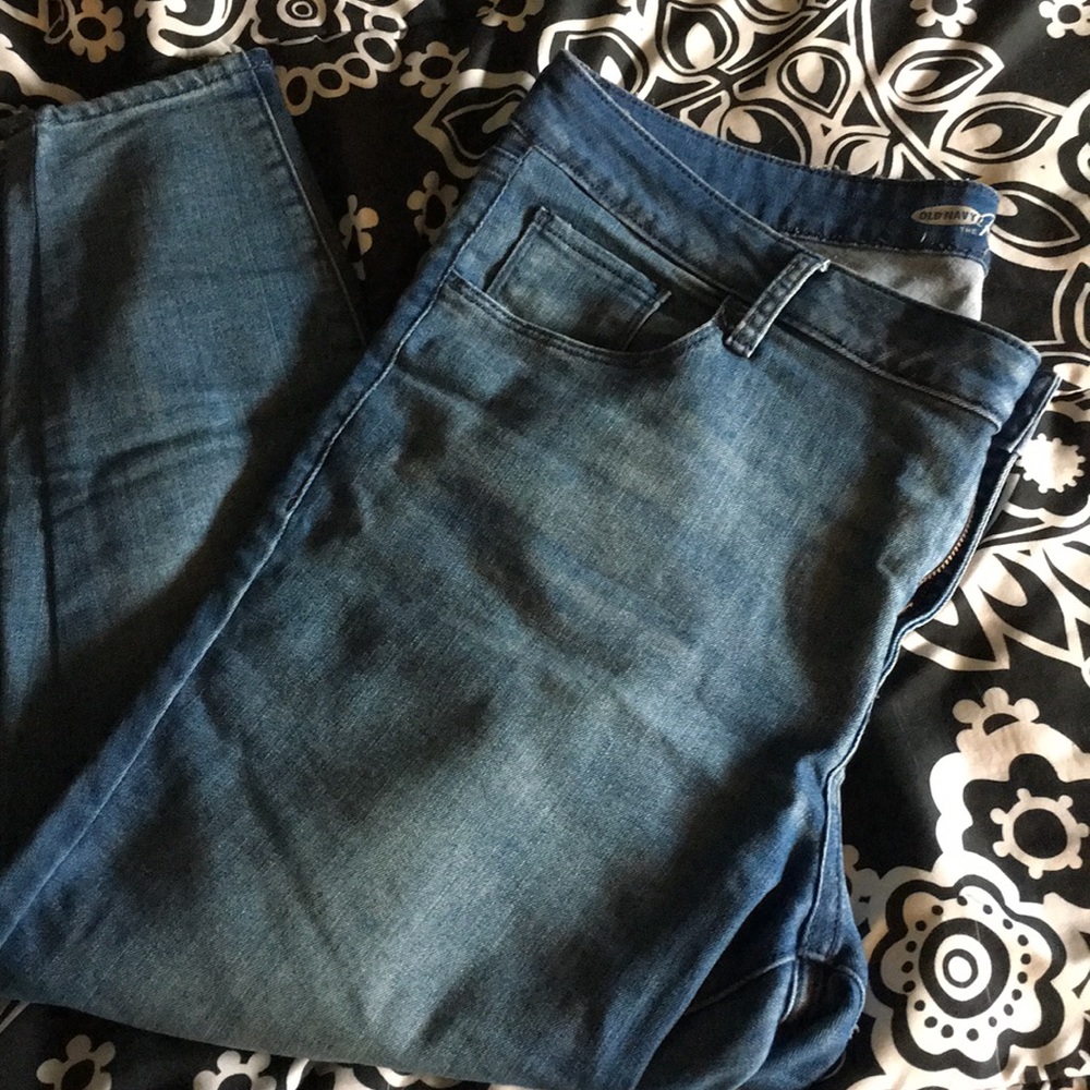 SHORTENED JEANS!